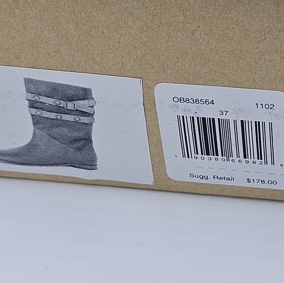 Free People Hayden Suede Pull On Ankle Boots Size 37(6.5-7) - Picture 10 of 10